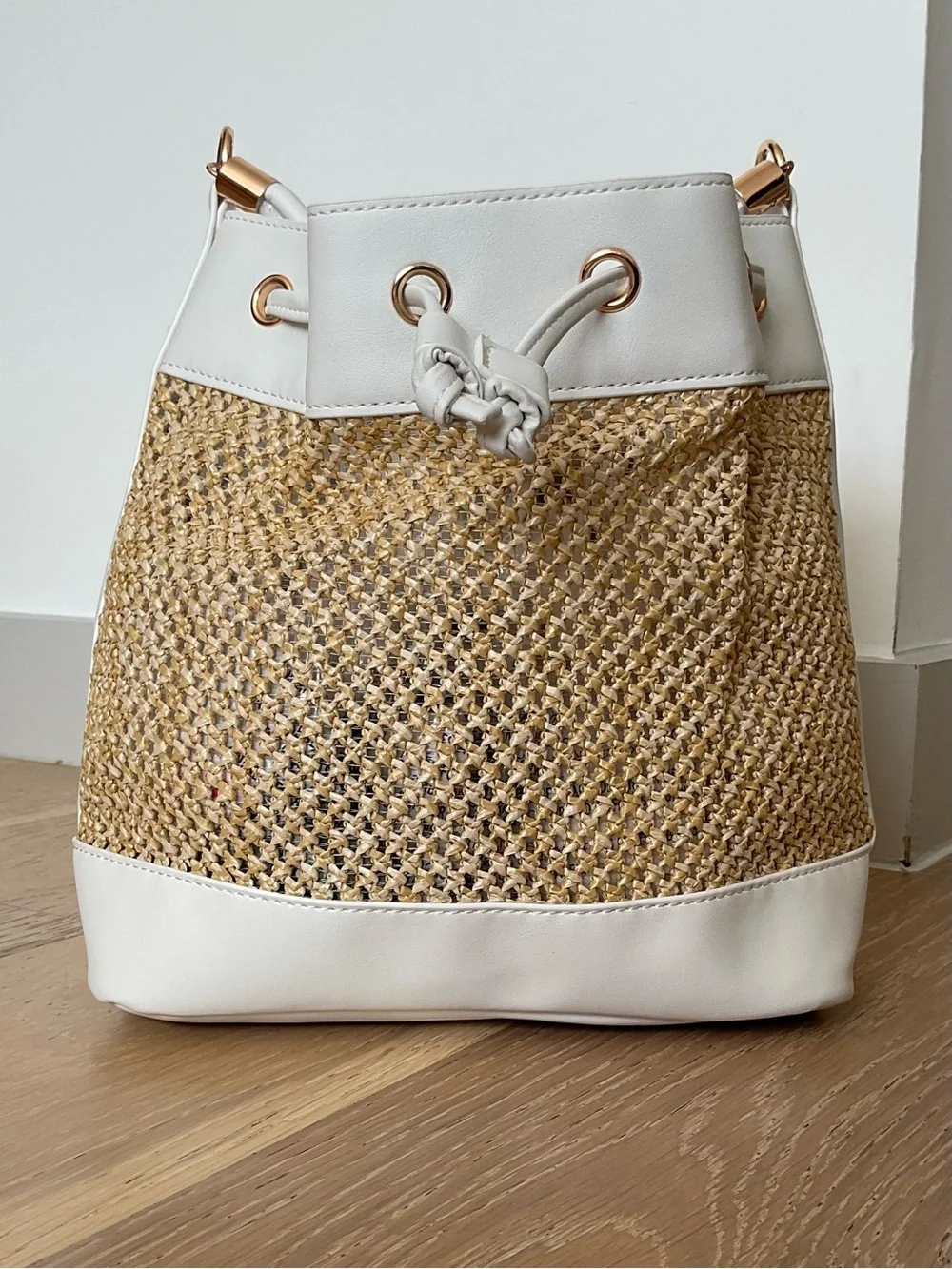 Saks Fifth Avenue White and Natural Woven Drawstring Bucket Bag